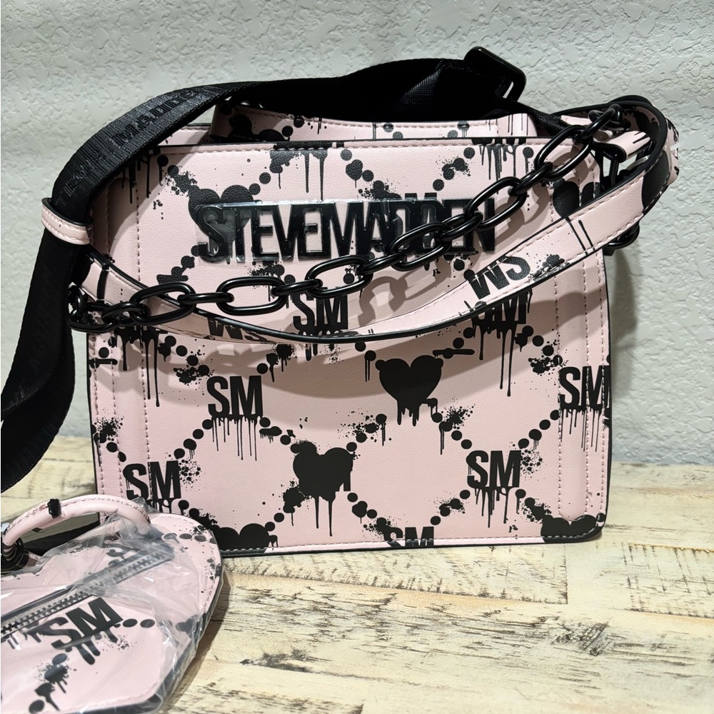 Steve Madden Bevelyn Satchel Halloween pink & Black Bleeding Hearts